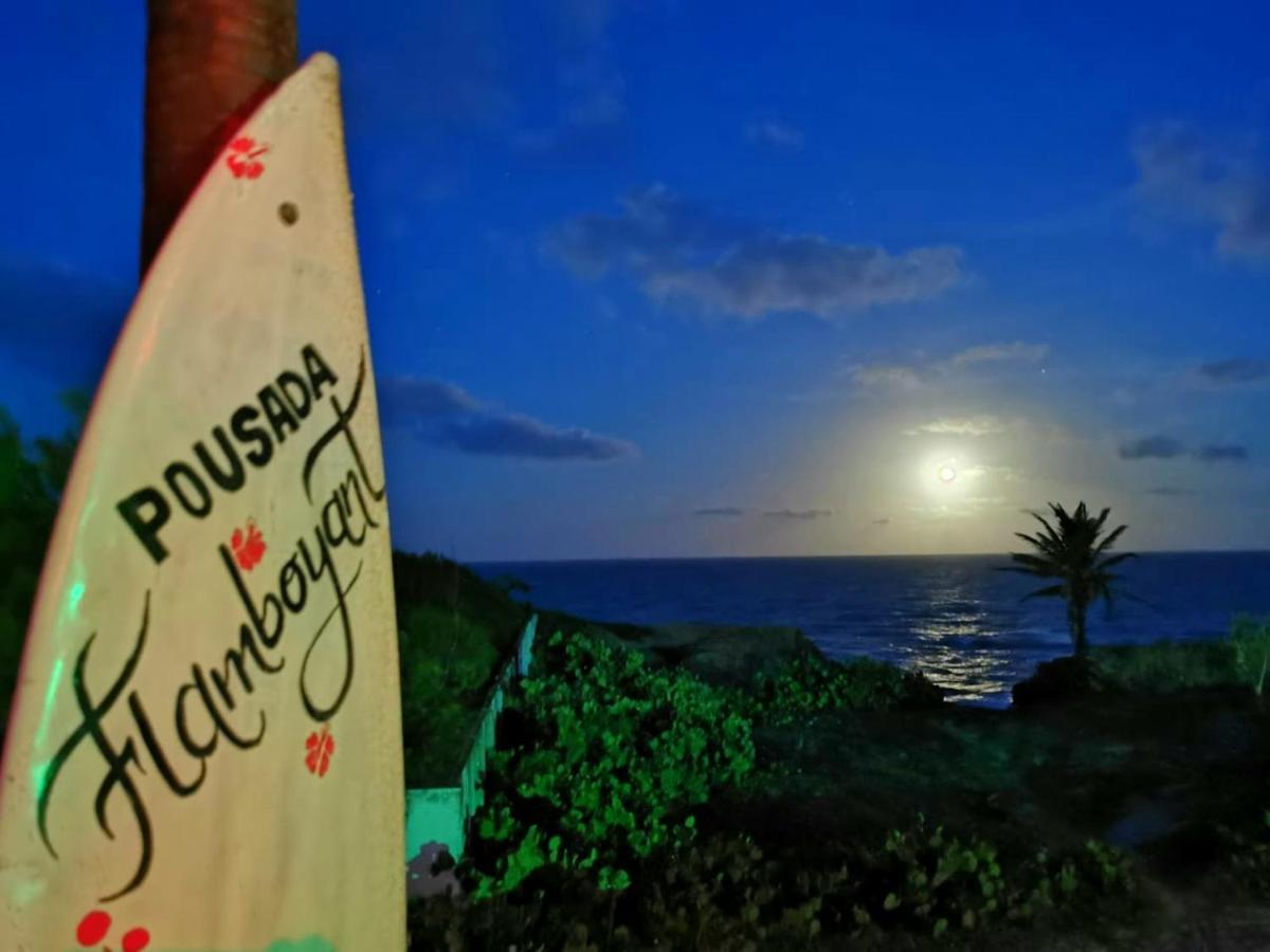 Flamboyant Village - Praia Das Fontes - 50mt Da Gruta Mãe D'água Estalagem 3*